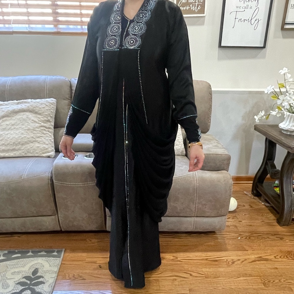 Abaya size s good condition women